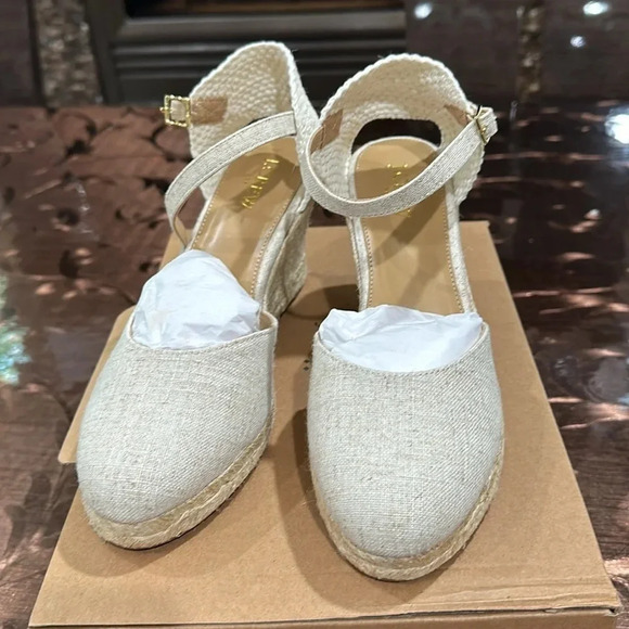 J Crew Round Toe Espadrille Wrap Sandals - Picture 2 of 9